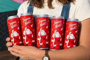 Cinq canettes Noël au Père Noël dansant